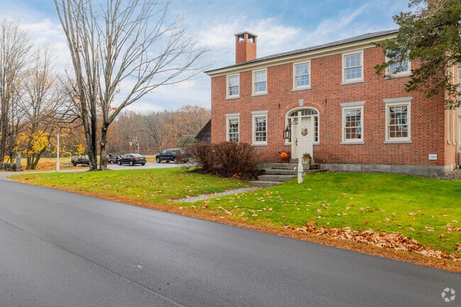 Quaint farmhouses in Henniker blend historic charm with a warm, welcoming feel.