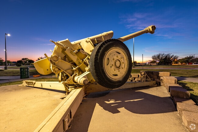 This D-60 Howitzer is a testament to the military history of White Settlement.