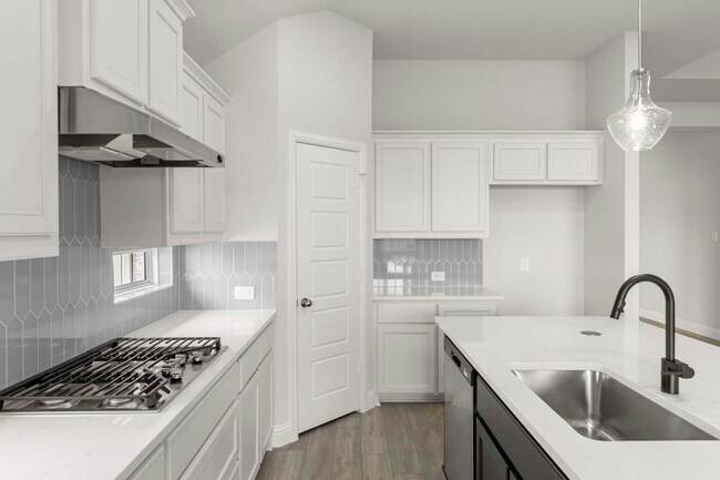 14534 Lovelace St, Pilot Point, TX 76258 - photo 6