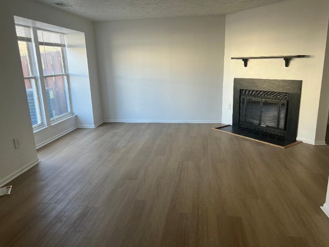 19804 Larentia Dr, Germantown, MD 20874 - photo 4