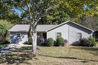 488 Carillon Ln, Stone Mountain, GA 30083