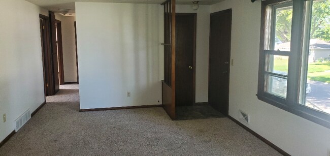 5231 7th St NE unit 5231 7th St NE , Col, Columbia Heights, MN 55421 - photo 6