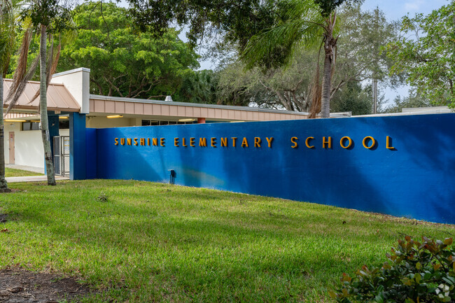 Sunshine Elementary School alternate sign.