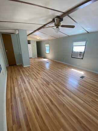 2207 Dora Dr, Pensacola, FL 32514