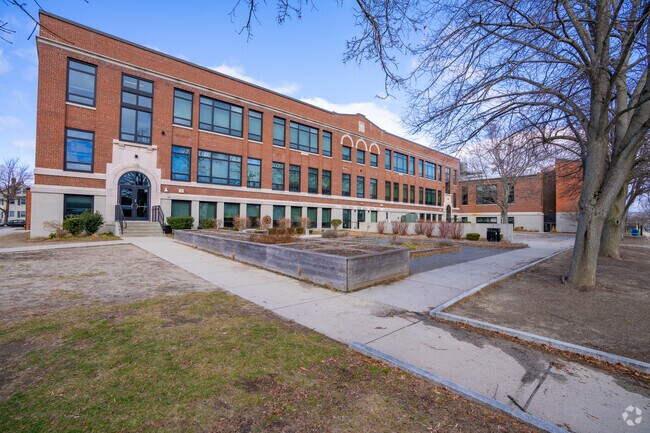 Gibbs School in Arlington has an overall grade of A+ on Niche.