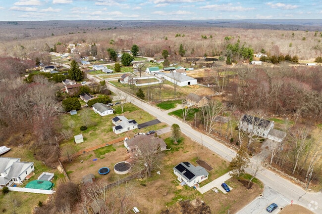 Lisbon has a low population density, but some areas provide a closer knit community.