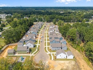 4045 Grommet Ct, Matthews, NC 28105