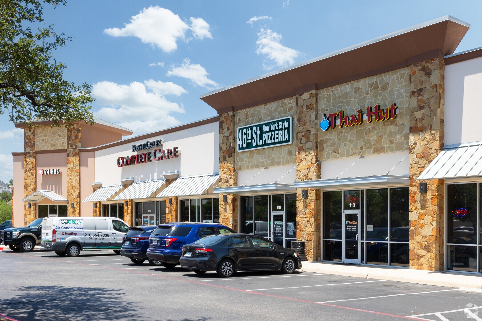 Bulverde Village offers many great local and chain restaurants to fill any appetite.