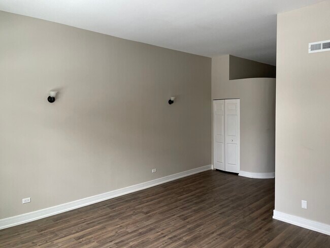 4407 S Wallace St unit 1, Chicago, IL 60609 - photo 6