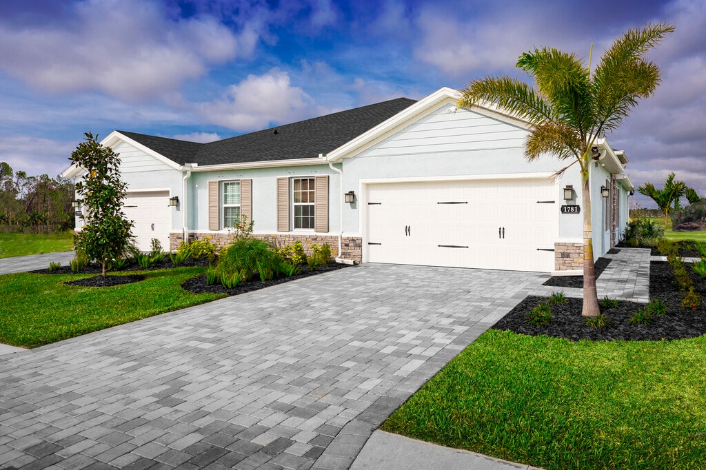 Schedule now! Interested in single-family homes?