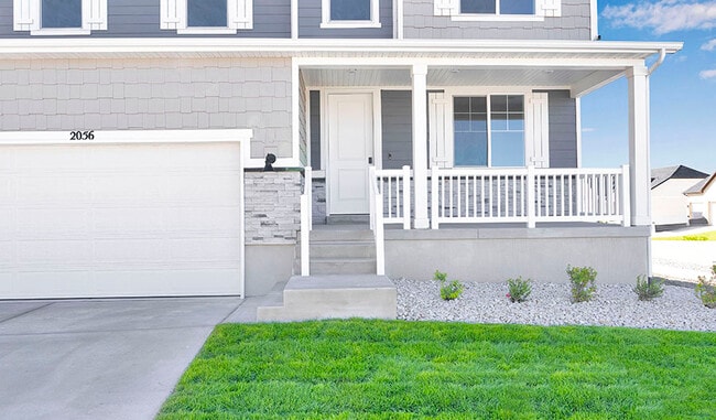 2056 E Dolan Dr, Lake Point, UT 84074 - photo 3