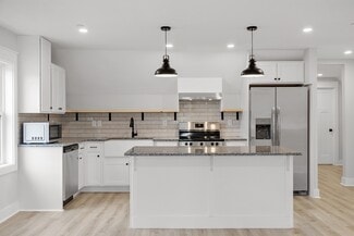 843 Main St, Clinton, MA 01510