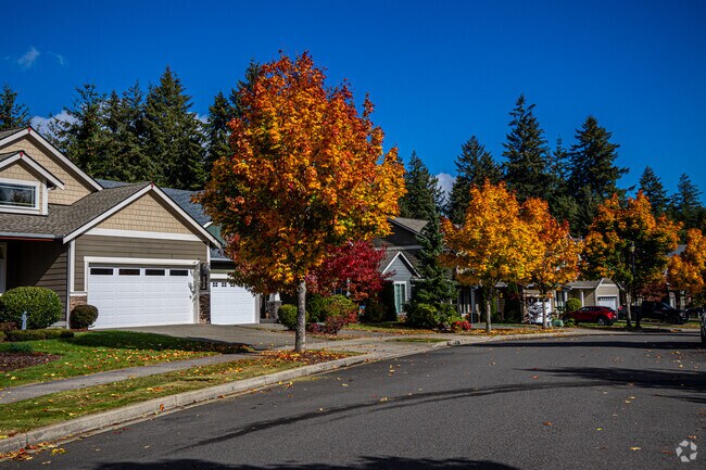 The Seasons balances rural ambiance with suburban convenience.