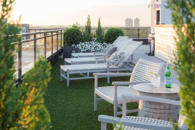 Tula, Minneapolis, MN 55408 - photo 4