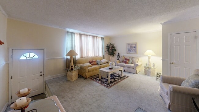 11742 Colman Rd, Philadelphia, PA 19154 - photo 2