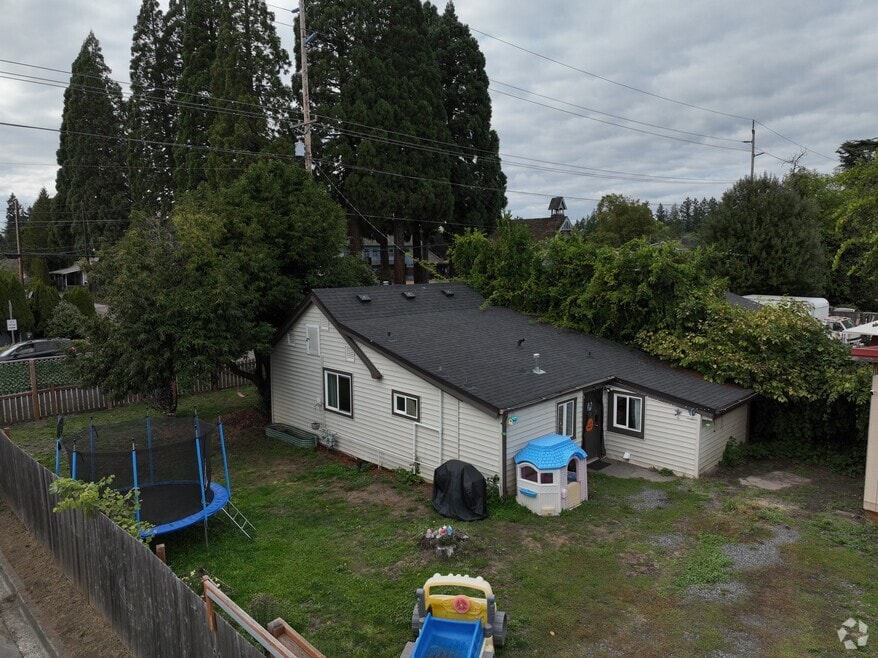 500 N Main St, Newberg, OR 97132 - photo 2