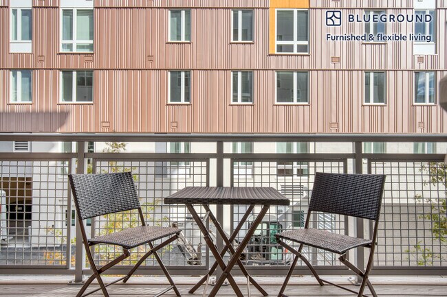 80 Fawcett St unit FL2-ID936, Cambridge, MA 02138 - photo 4