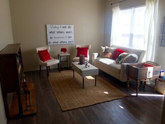 3165 S Waterview Ln, Joplin, MO 64804