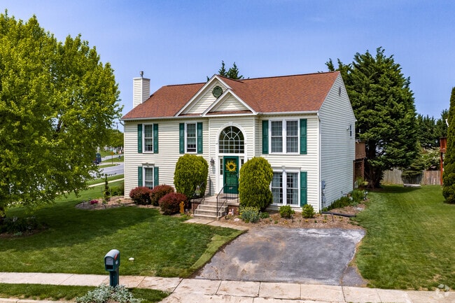 Find your dream Craftsman-style home in Walkersville, MD.