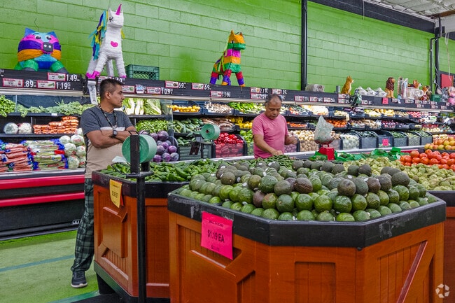 State Foods Supermarket offers fresh produce near South Dos Palos.