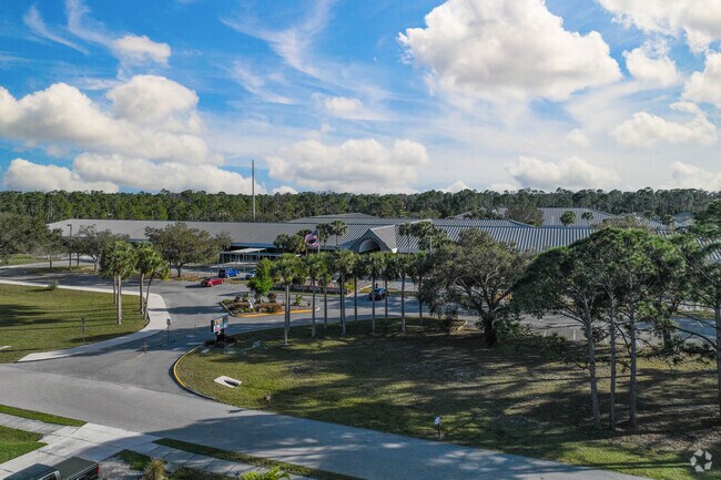 Toledo Blade Elementary School