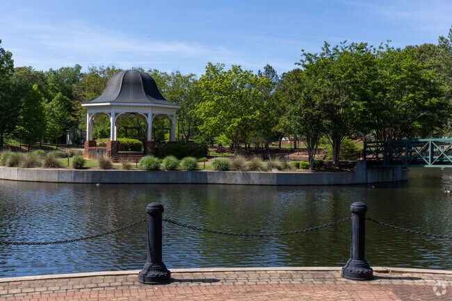 Cleveland park is a short drive from Fairforest.