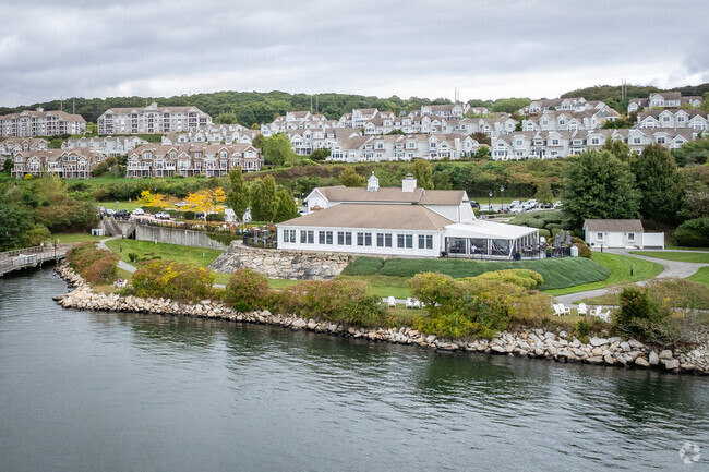 Discover the beautiful bay views at Boat House Dining in Common Fence Point.