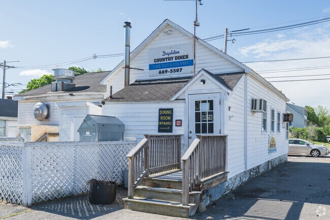 Breakfast and lunch are offered most days at the Dighton Country Diner.