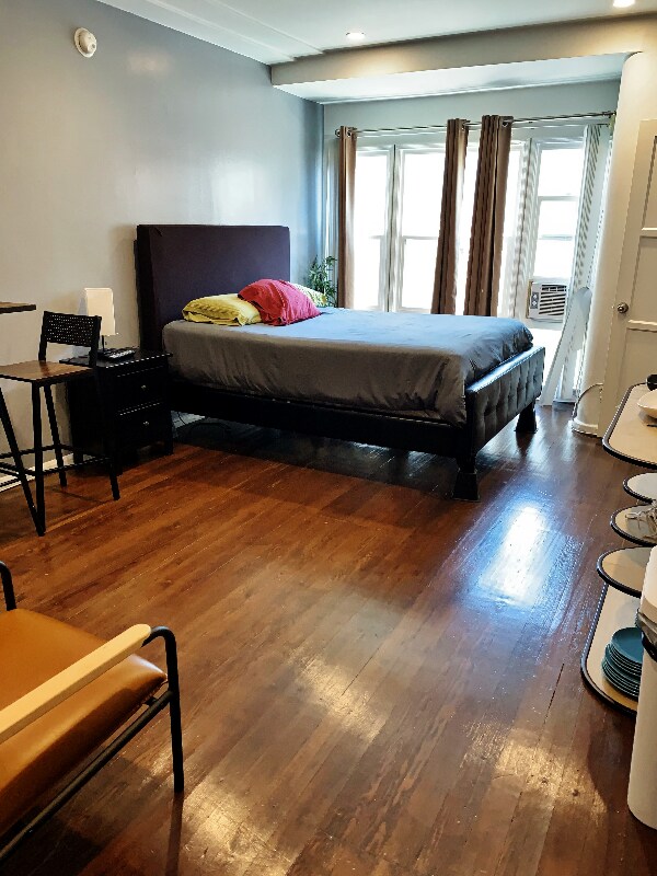 1781 Orchid Ave unit 7, Los Angeles, CA 90028 - photo 1