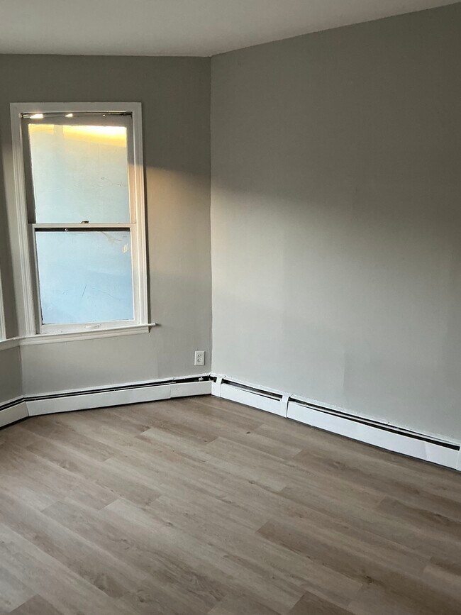 236 Old Bergen Rd unit 2, Jersey City, NJ 07305 - photo 7