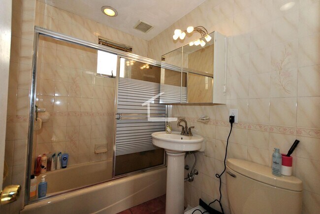 215 Saint Paul St unit 1, Brookline, MA 02446 - photo 7