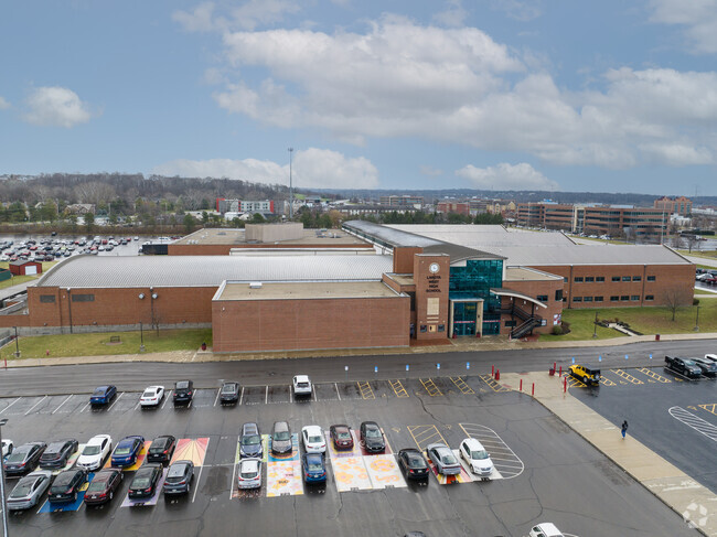 Lakota West High School
Public High School
West Chester, Ohio