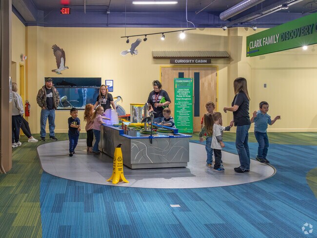 The Highlands Museum & Discovery Center exhibits local history and science for residents.