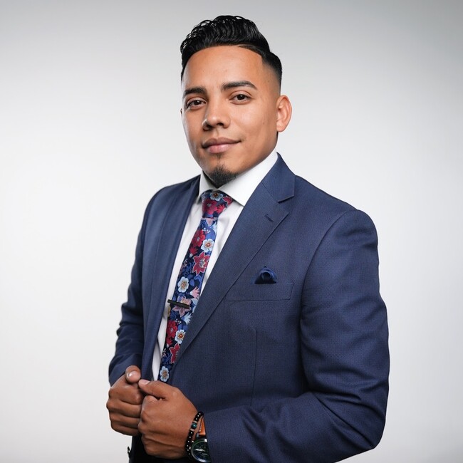 Agent Photo