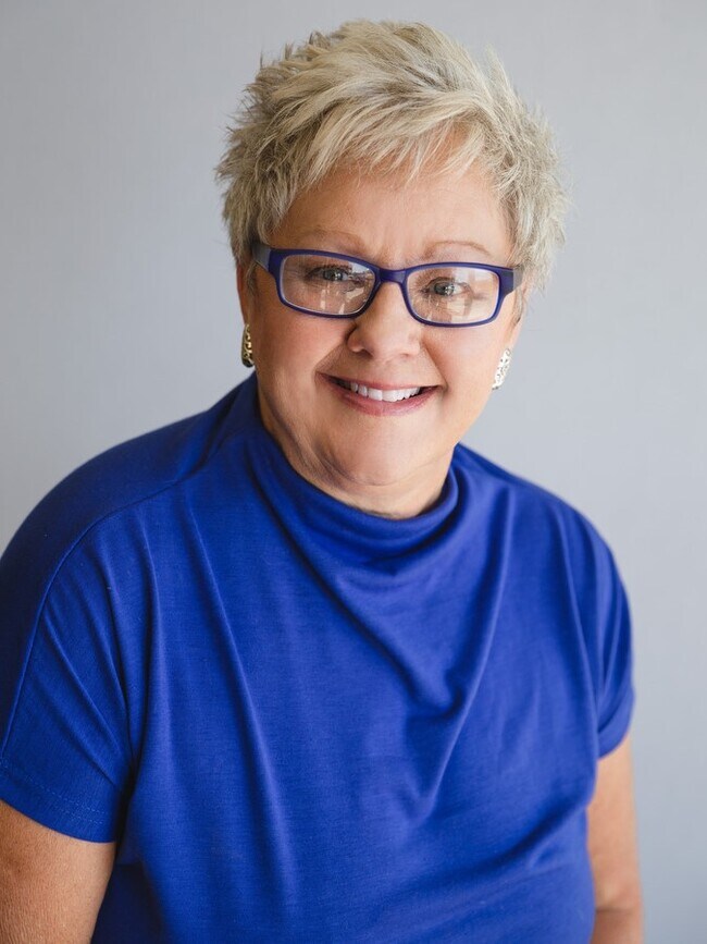 Barbara Hopper, Real Estate Agent in Bartlesville, OK