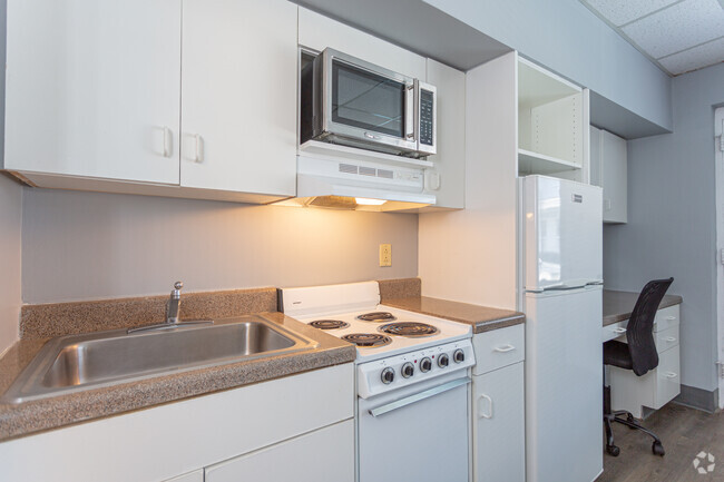 Small Studio - 257 SF