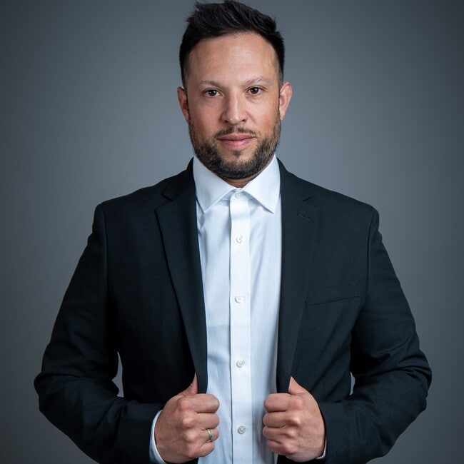 Agent Photo