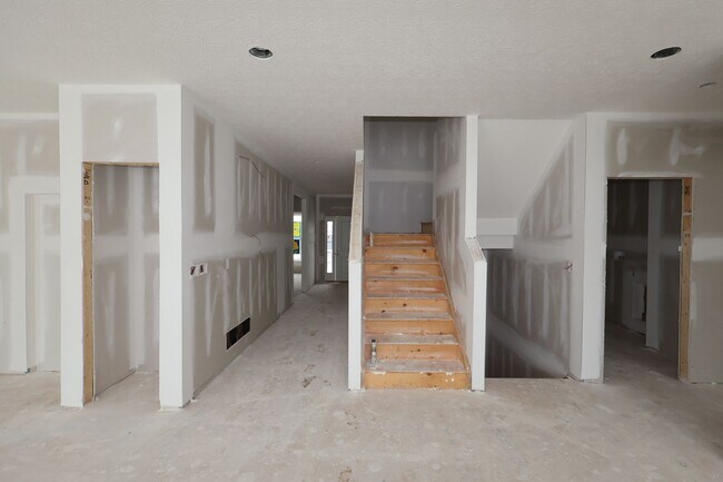 282 Olympic Loop, Commercial Point, OH 43116 - photo 4