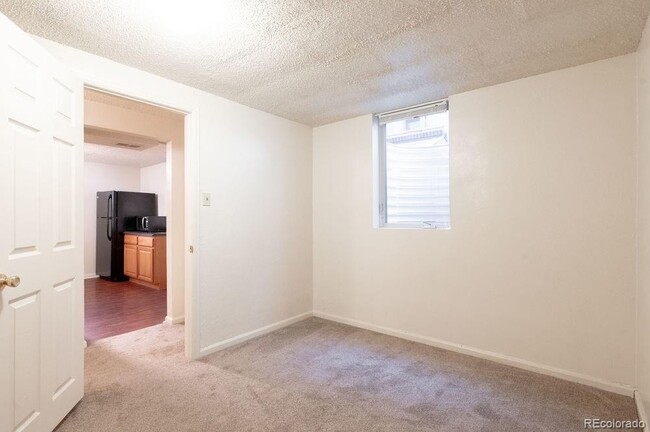 Bedroom #1 (forgot to take a photo of second bedroom, but it's about the same size)