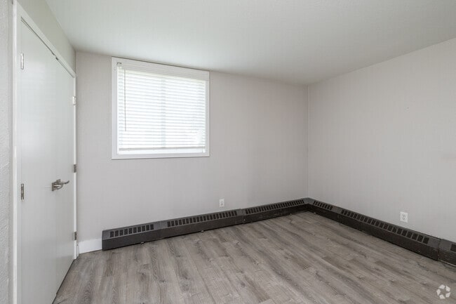 The Arbors at McCormick Park, Fargo, ND 58103 - photo 5