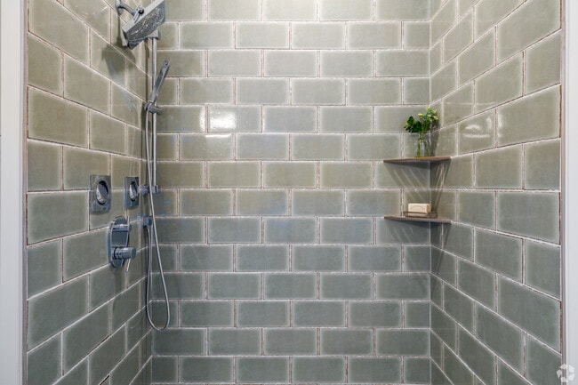 120 E. Liberty unit 305, Milford, MI 48381 - photo 6