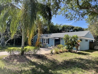2011 Delmar Ave, Vero Beach, FL 32960