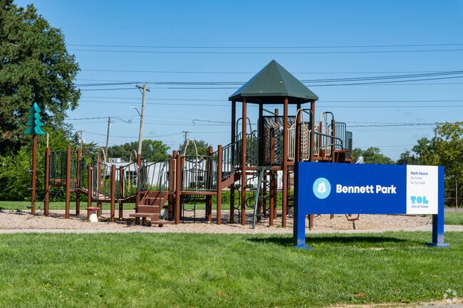 Bennett Park features a playground for kids in the neighborhood of 
Five Points