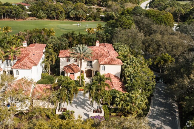 The Ritz Carlton neighborhood offers golf right at your doorstep.