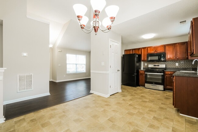 4352 Arabian Way SW, Snellville, GA 30039 - photo 7