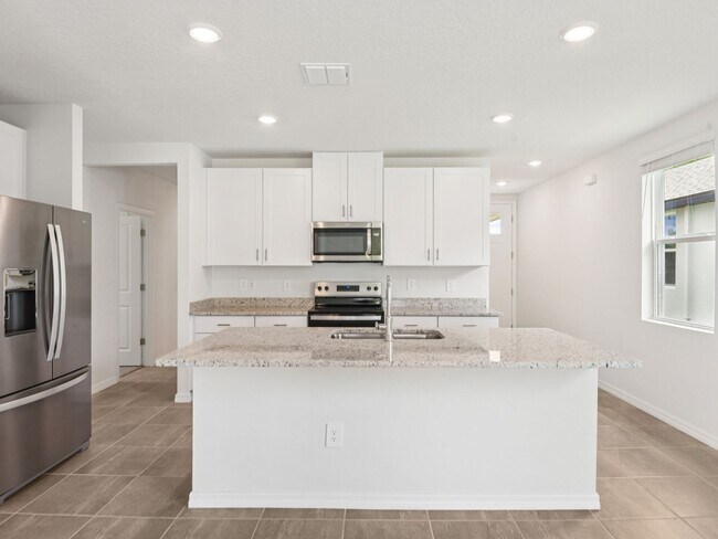 1847 Brekey Way, Zephyrhills, FL 33541 - photo 6