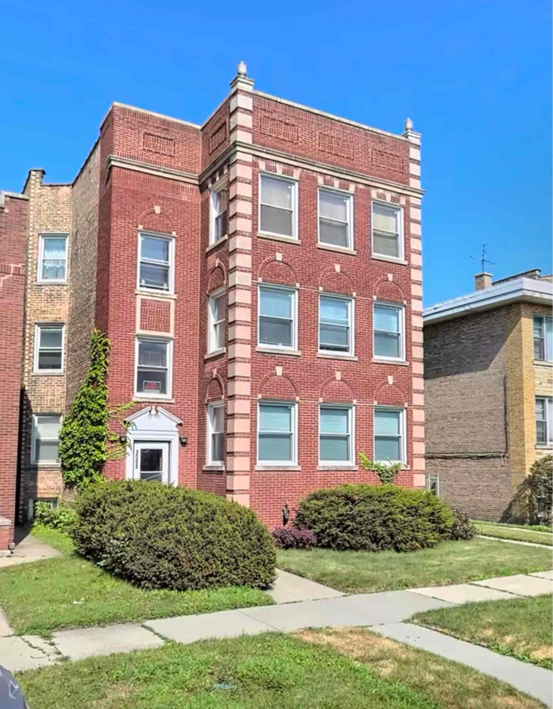 8008 S Rhodes Ave Unit 3, Chicago, IL 60619