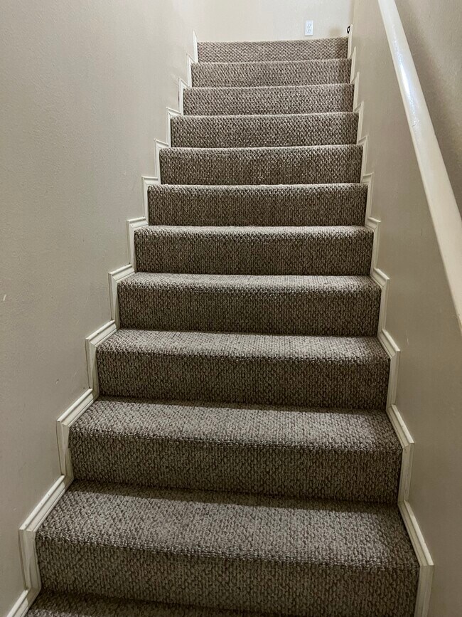 817 Sonesta Dr unit 2, Harlingen, TX 78550 - photo 4