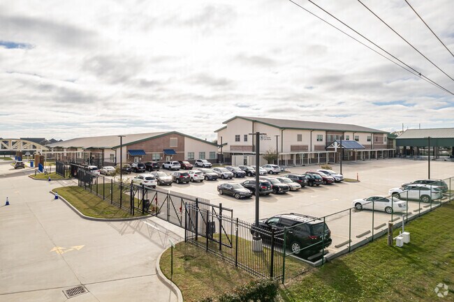 St. Elizabeth Ann Seton School is a ministry of Divine Mercy Parish.