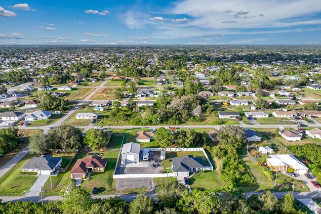 The Sunshine neighborhood enjoys spacious lots with lush greenery.